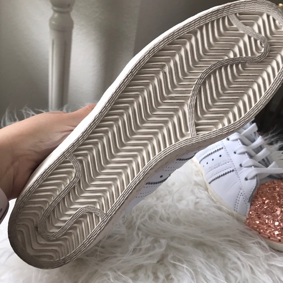 ADIDAS Superstar Rose Gold Toe - Picture 6 of 8